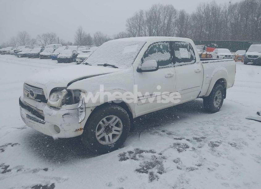 Photo 2 of 2004 Toyota Tundra SR5 V8 (VIN 5TBDT44194S456626)