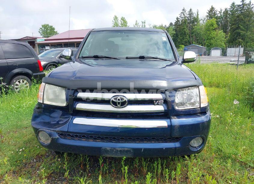 Photo 12 of 2004 Toyota Tundra SR5 V8 (VIN 5TBDT44194S459235)