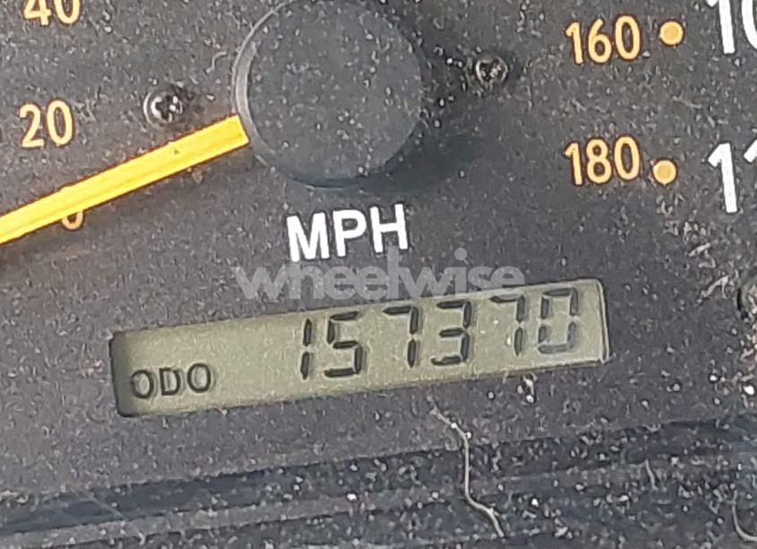 Photo 15 of 2004 Toyota Tundra SR5 V8 (VIN 5TBDT44194S459235)