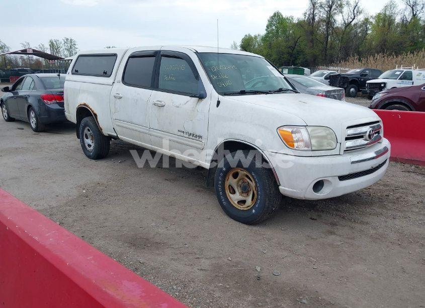 2005 Toyota Tundra SR5 V8 (VIN 5TBDT44195S487358) main photo