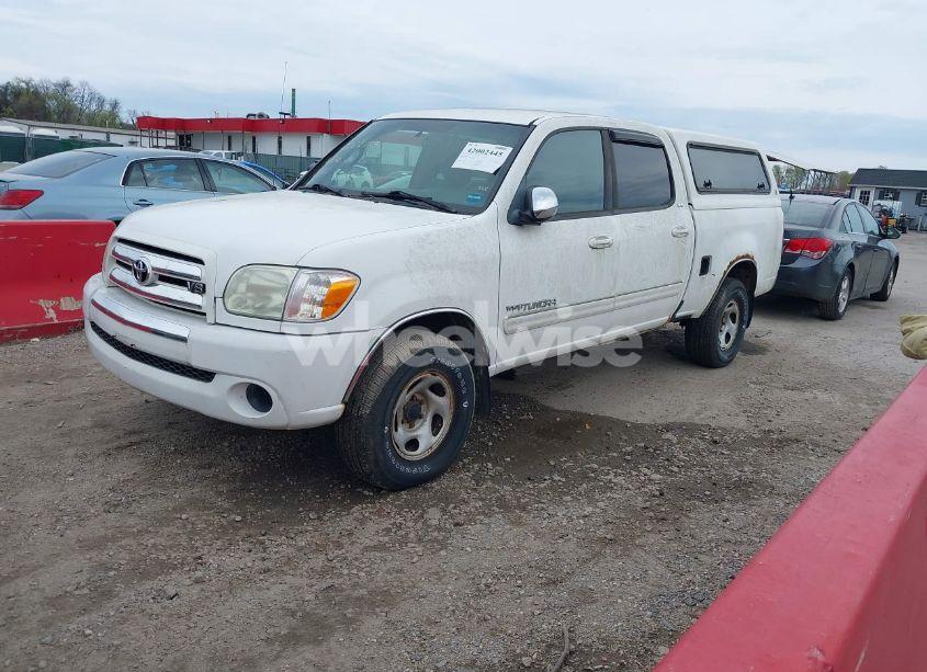 Photo 2 of 2005 Toyota Tundra SR5 V8 (VIN 5TBDT44195S487358)