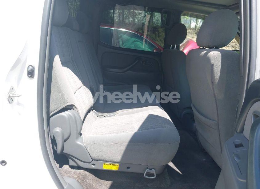 Photo 8 of 2006 Toyota Tundra V8 (VIN 5TBDT44196S526869)