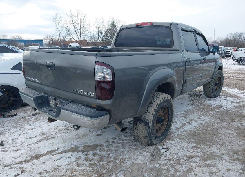 Photo 4 of 2004 Toyota Tundra SR5 V8 (VIN 5TBDT441X4S436580)