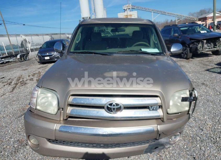 Photo 13 of 2005 Toyota Tundra SR5 V8 (VIN 5TBDT441X5S491967)