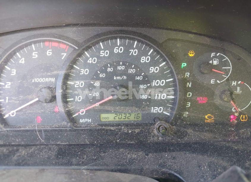 Photo 7 of 2005 Toyota Tundra SR5 V8 (VIN 5TBDT441X5S491967)