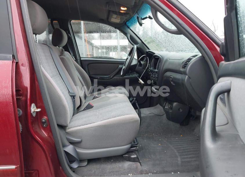 Photo 5 of 2006 Toyota Tundra SR5 V8 (VIN 5TBDT441X6S535497)