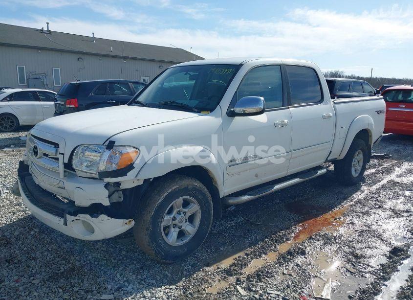 Photo 2 of 2006 Toyota Tundra SR5 V8 (VIN 5TBDT441X6S536861)