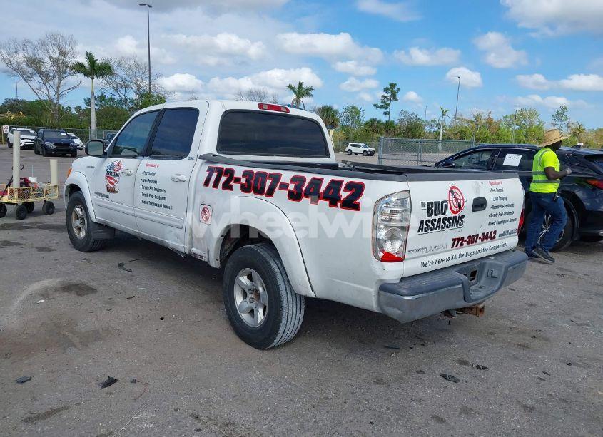 Photo 3 of 2006 Toyota Tundra SR5 V8 (VIN 5TBDT441X6S541669)