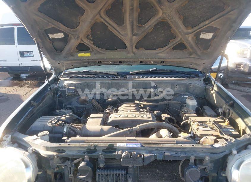 Photo 10 of 2006 Toyota Tundra SR5 V8 (VIN 5TBDT441X6S542613)