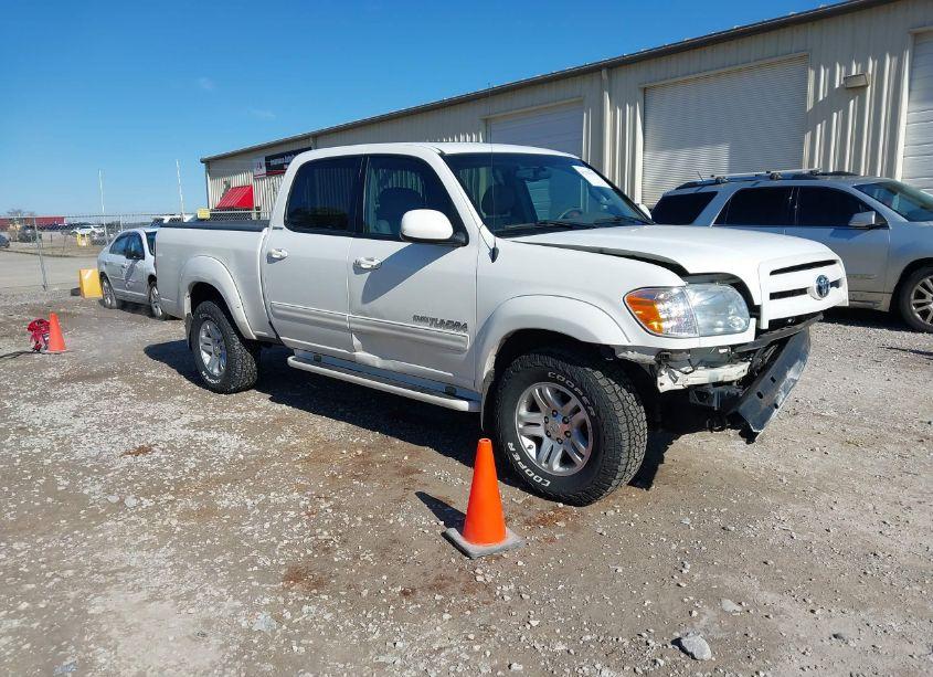 2005 Toyota Tundra LIMITED V8 (VIN 5TBDT48105S471916) main photo