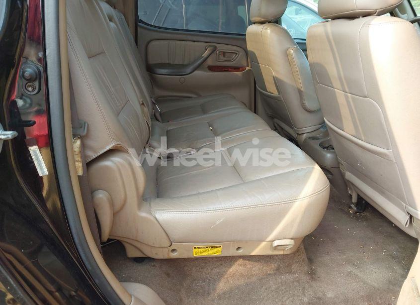 Photo 8 of 2004 Toyota Tundra LIMITED V8 (VIN 5TBDT48114S439670)