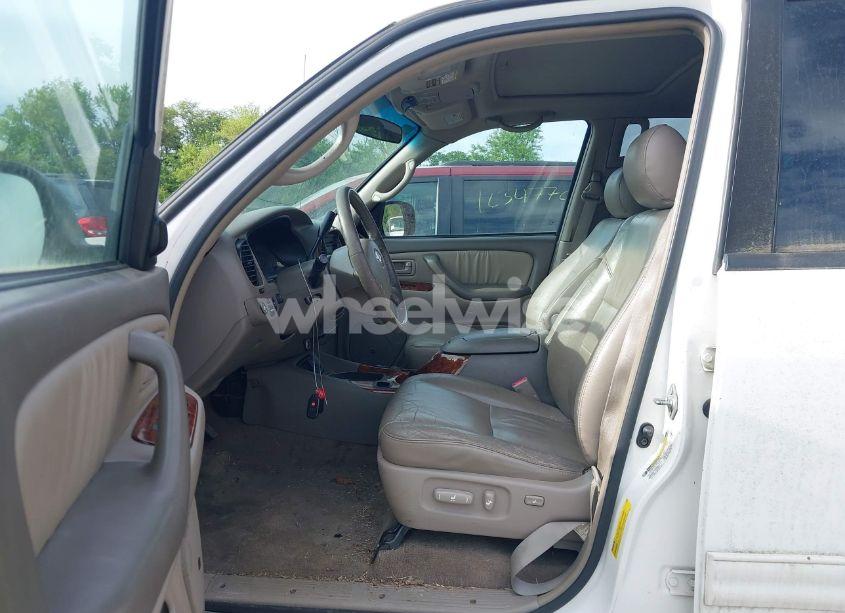 Photo 5 of 2005 Toyota Tundra LIMITED V8 (VIN 5TBDT48115S492760)