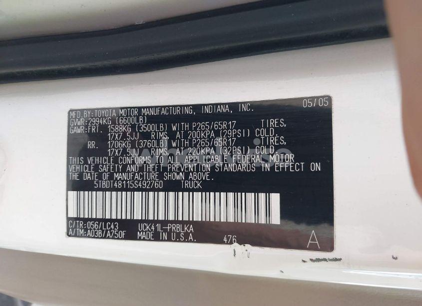 Photo 9 of 2005 Toyota Tundra LIMITED V8 (VIN 5TBDT48115S492760)