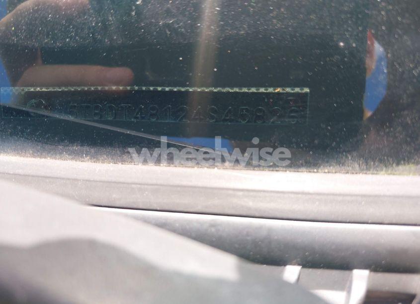 Photo 9 of 2004 Toyota Tundra LIMITED V8 (VIN 5TBDT48124S458261)