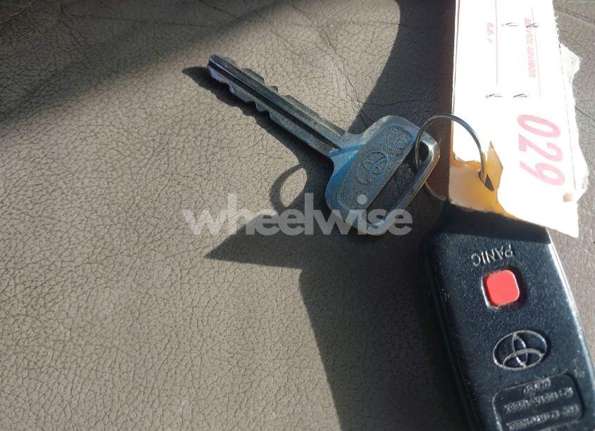 Photo 11 of 2006 Toyota Tundra LIMITED V8 (VIN 5TBDT48126S527677)