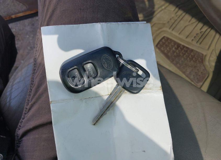 Photo 11 of 2006 Toyota Tundra LIMITED V8 (VIN 5TBDT48136S537361)