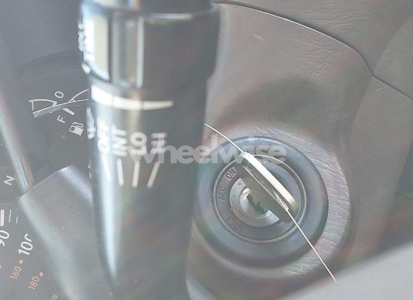 Photo 11 of 2004 Toyota Tundra LIMITED V8 (VIN 5TBDT48144S434155)