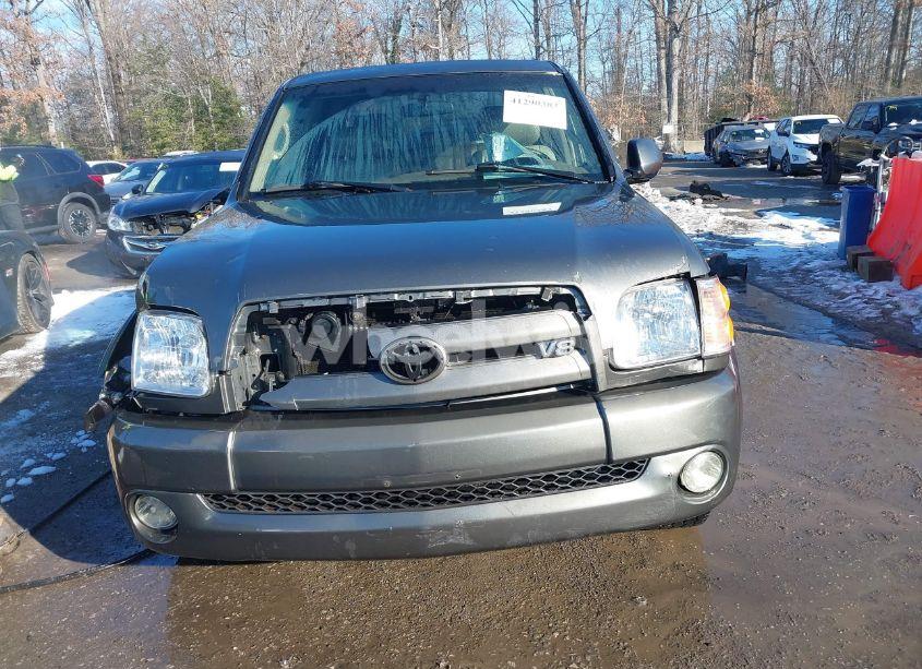 Photo 12 of 2004 Toyota Tundra LIMITED V8 (VIN 5TBDT48144S434155)