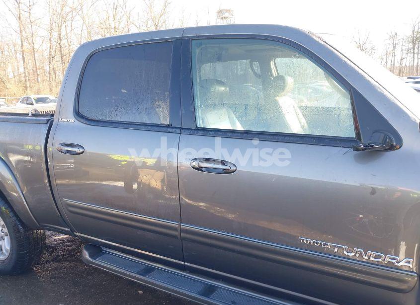 Photo 13 of 2004 Toyota Tundra LIMITED V8 (VIN 5TBDT48144S434155)