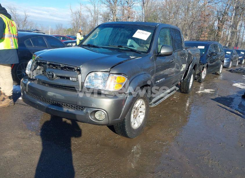 Photo 2 of 2004 Toyota Tundra LIMITED V8 (VIN 5TBDT48144S434155)