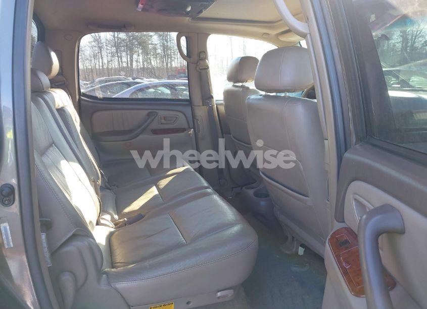 Photo 8 of 2004 Toyota Tundra LIMITED V8 (VIN 5TBDT48144S434155)