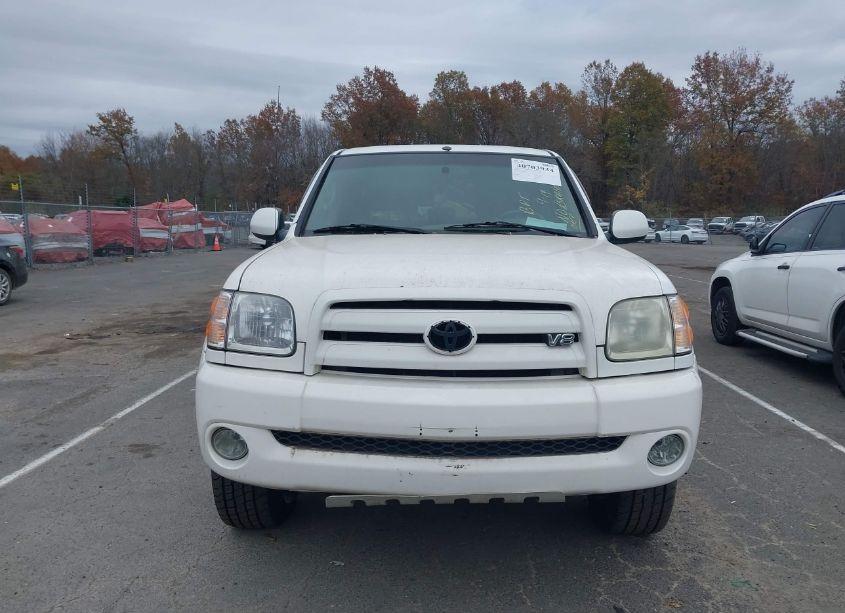 Photo 12 of 2004 Toyota Tundra LIMITED V8 (VIN 5TBDT48144S447410)