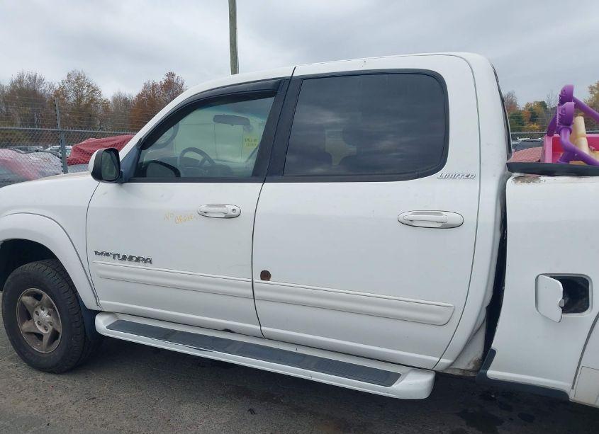 Photo 14 of 2004 Toyota Tundra LIMITED V8 (VIN 5TBDT48144S447410)