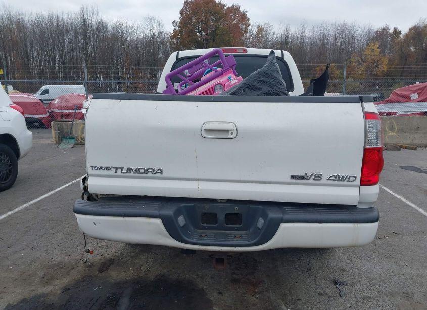 Photo 16 of 2004 Toyota Tundra LIMITED V8 (VIN 5TBDT48144S447410)