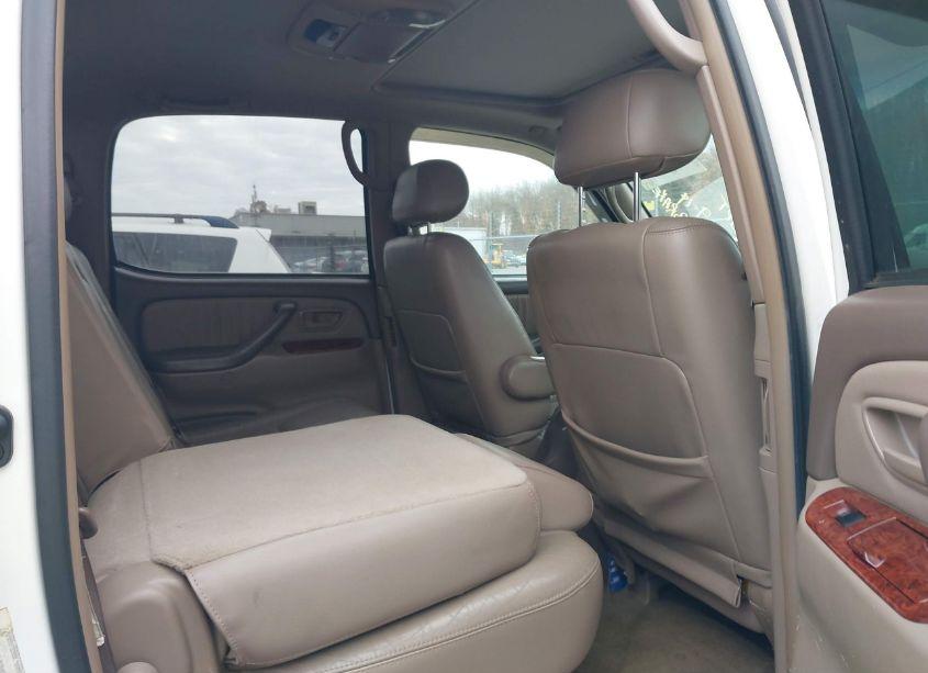 Photo 8 of 2004 Toyota Tundra LIMITED V8 (VIN 5TBDT48144S447410)