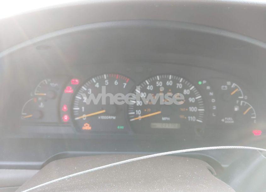 Photo 7 of 2004 Toyota Tundra LIMITED V8 (VIN 5TBDT48144S463316)