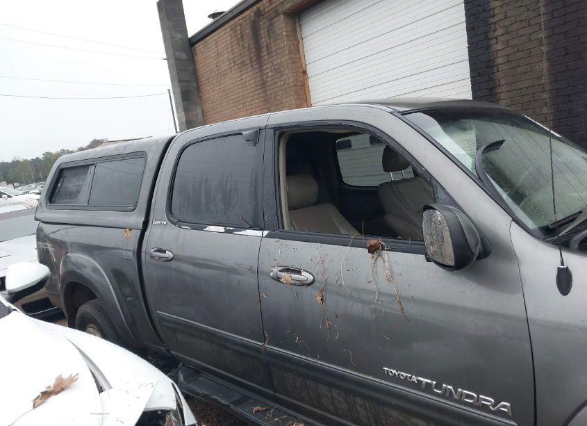 Photo 14 of 2005 Toyota Tundra LIMITED V8 (VIN 5TBDT48145S467691)