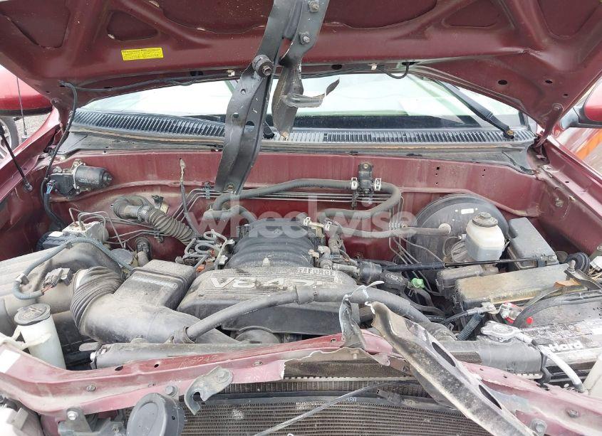 Photo 10 of 2005 Toyota Tundra LIMITED V8 (VIN 5TBDT48145S483700)