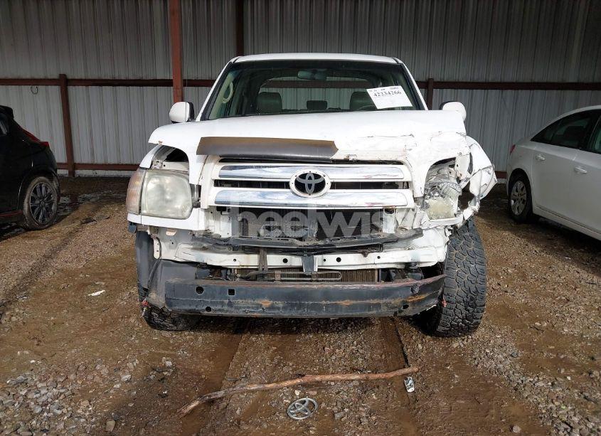 Photo 6 of 2005 Toyota Tundra LIMITED V8 (VIN 5TBDT48155S500035)