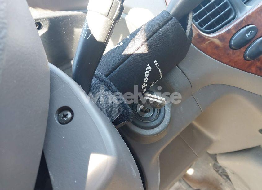 Photo 11 of 2006 Toyota Tundra LIMITED V8 (VIN 5TBDT48166S511918)