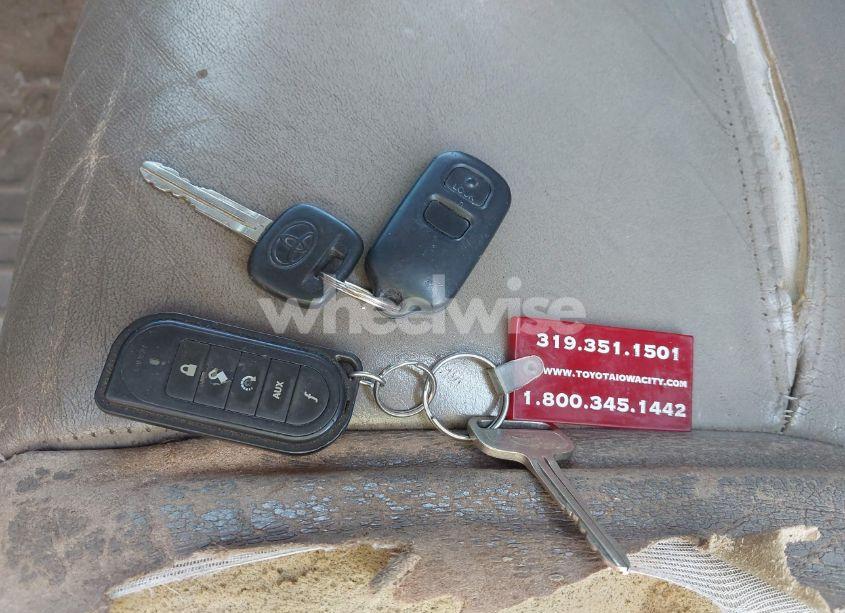 Photo 11 of 2006 Toyota Tundra LIMITED V8 (VIN 5TBDT48166S555059)