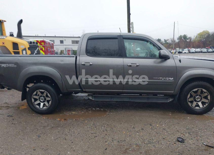 Photo 13 of 2004 Toyota Tundra LIMITED V8 (VIN 5TBDT48184S444817)