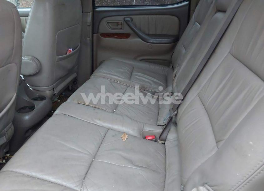 Photo 8 of 2004 Toyota Tundra LIMITED V8 (VIN 5TBDT48184S444817)