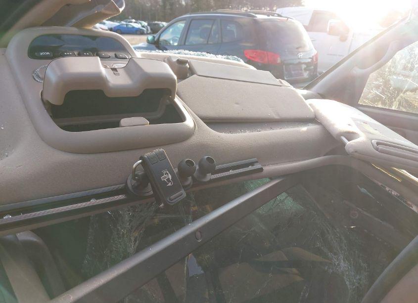 Photo 7 of 2004 Toyota Tundra LIMITED V8 (VIN 5TBDT481X4S451509)