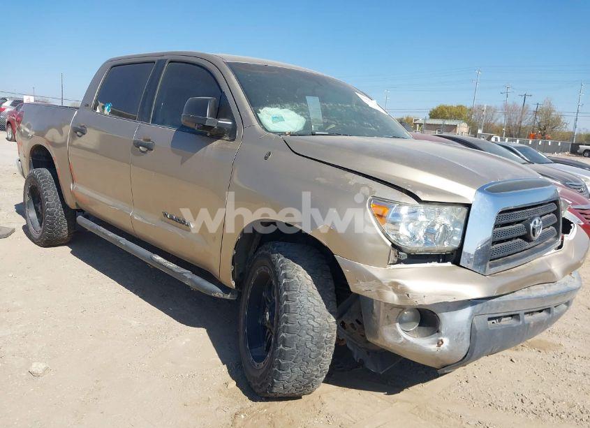 2007 Toyota Tundra SR5 4.7L V8 (VIN 5TBDT54157S453376) main photo