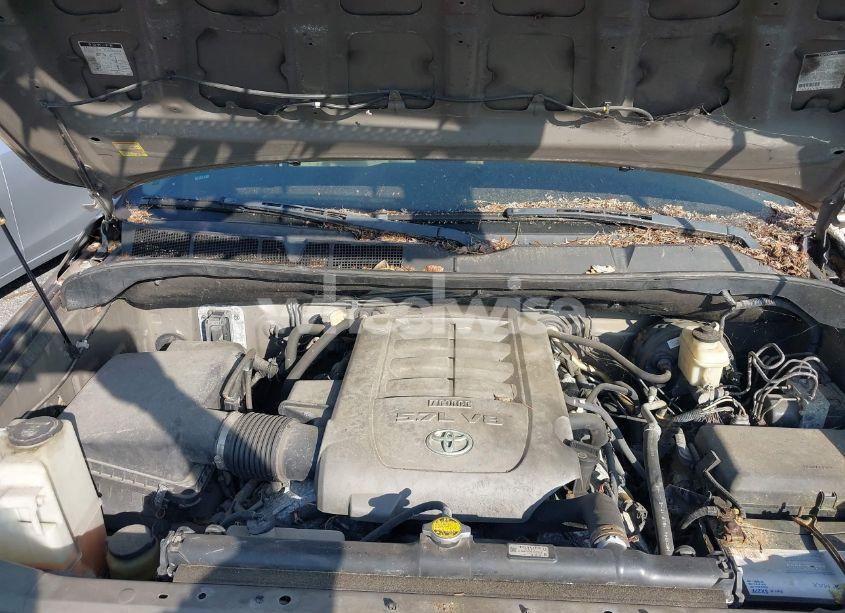 Photo 10 of 2007 Toyota Tundra SR5 5.7L V8 (VIN 5TBDV54107S476266)