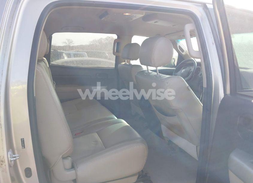 Photo 8 of 2007 Toyota Tundra SR5 5.7L V8 (VIN 5TBDV54107S476266)