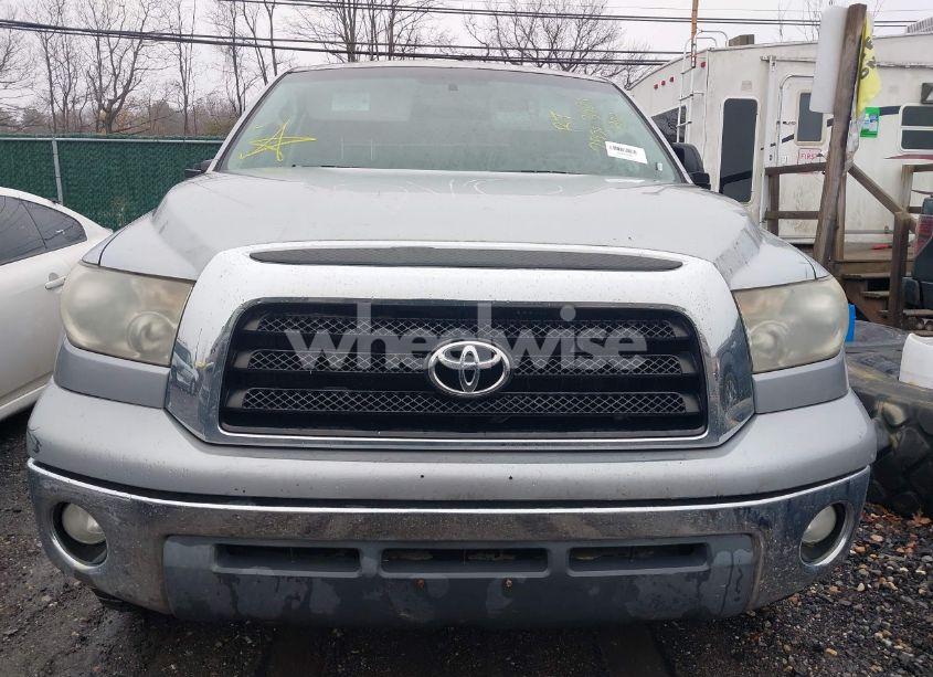 Photo 6 of 2007 Toyota Tundra SR5 5.7L V8 (VIN 5TBDV54107S482388)