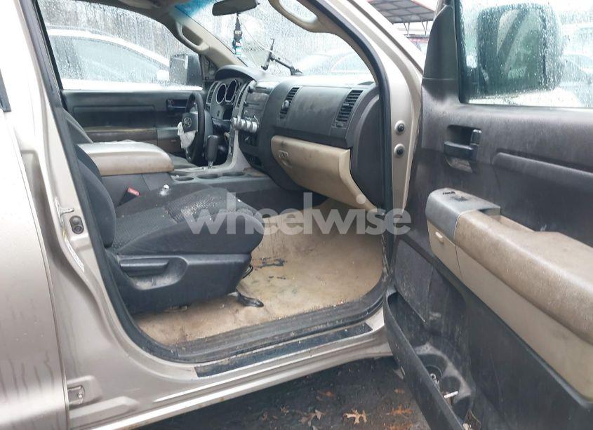 Photo 5 of 2008 Toyota Tundra SR5 5.7L V8 (VIN 5TBDV54138S515918)