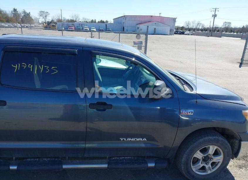 Photo 13 of 2008 Toyota Tundra SR5 5.7L V8 (VIN 5TBDV54138S517488)