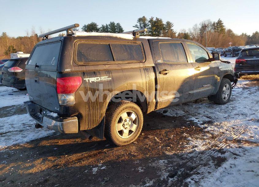 Photo 4 of 2007 Toyota Tundra SR5 5.7L V8 (VIN 5TBDV541X7S475321)