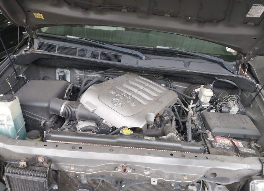 Photo 10 of 2007 Toyota Tundra LIMITED 5.7L V8 (VIN 5TBDV58117S469109)