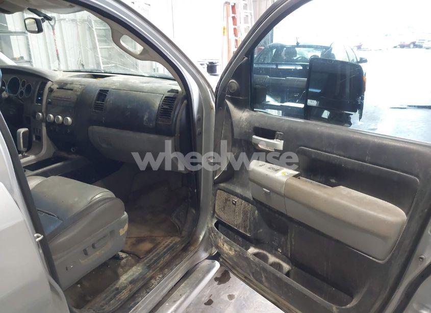 Photo 5 of 2007 Toyota Tundra LIMITED 5.7L V8 (VIN 5TBDV58137S481276)