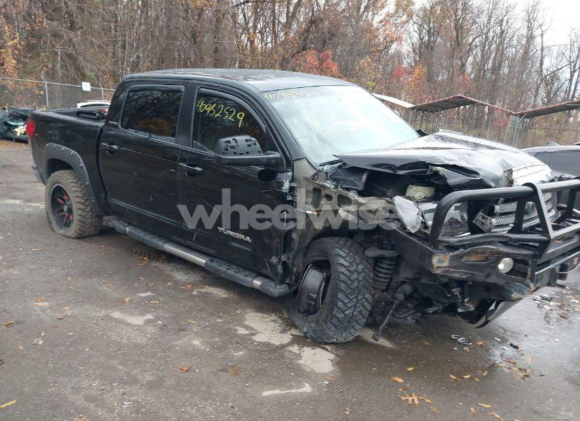 2007 Toyota Tundra LIMITED 5.7L V8 (VIN 5TBDV58147S470352) main photo