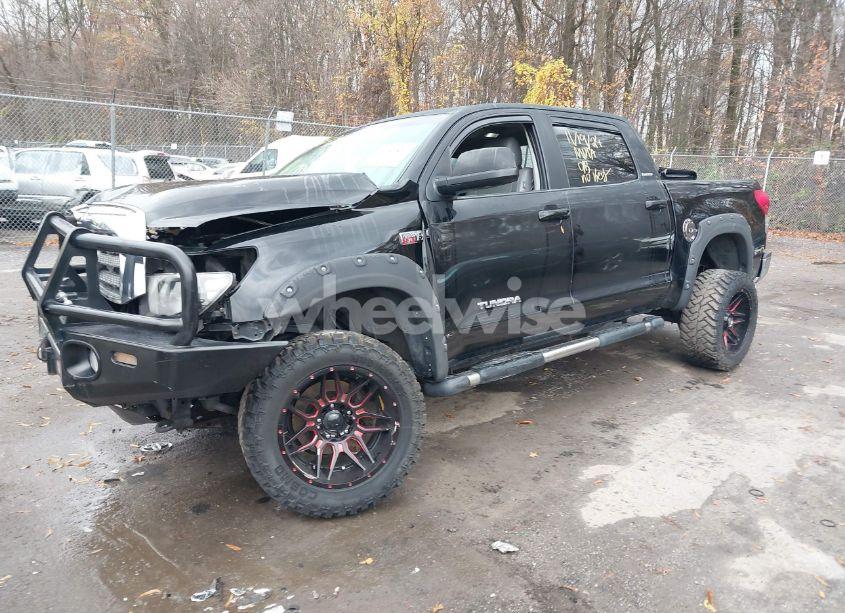 Photo 2 of 2007 Toyota Tundra LIMITED 5.7L V8 (VIN 5TBDV58147S470352)