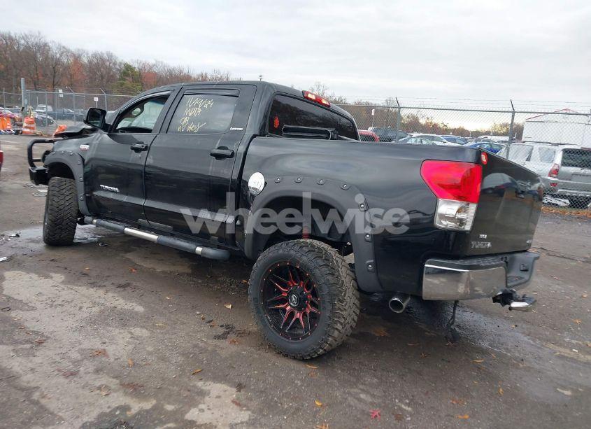 Photo 3 of 2007 Toyota Tundra LIMITED 5.7L V8 (VIN 5TBDV58147S470352)